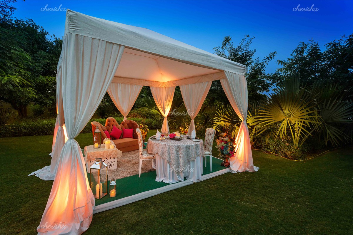 Luxurious Dinner in a Cabana Tent