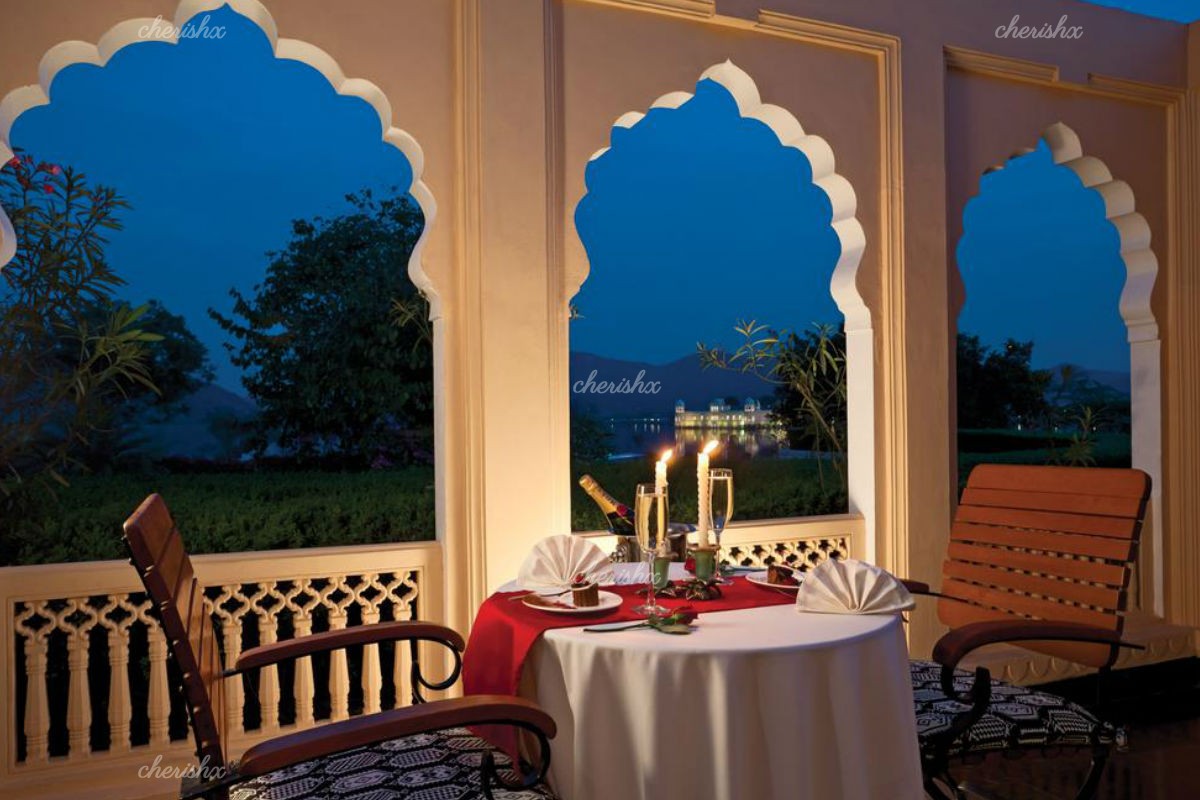 Trident Terrace Dining Overlooking Jalmahal