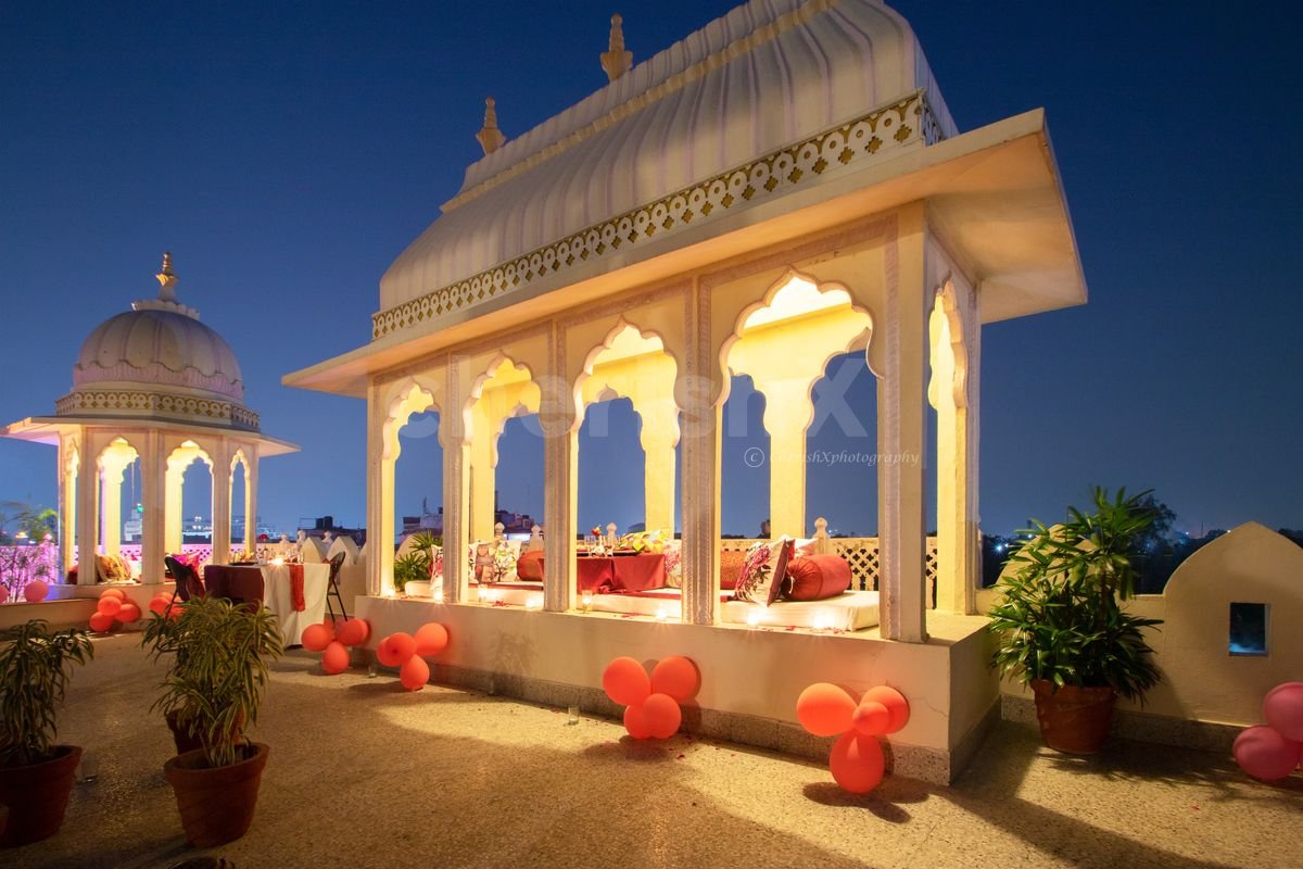 7 course romantic private dinner at heritage hotel in Jaipur