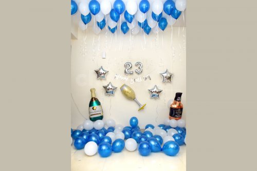 Celebrate your loved one's birthday by booking this wonderful decor.