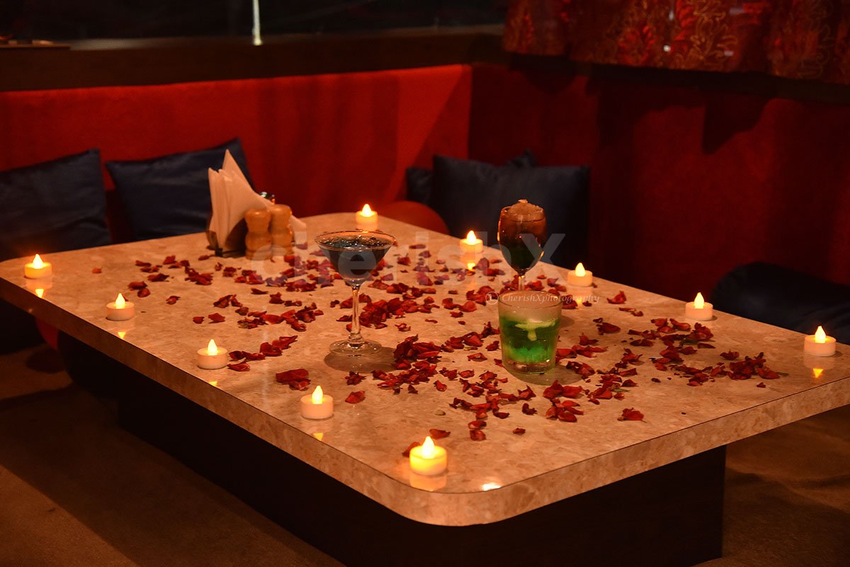 What Are The Best Places For Candlelight Dinners In Kolkata