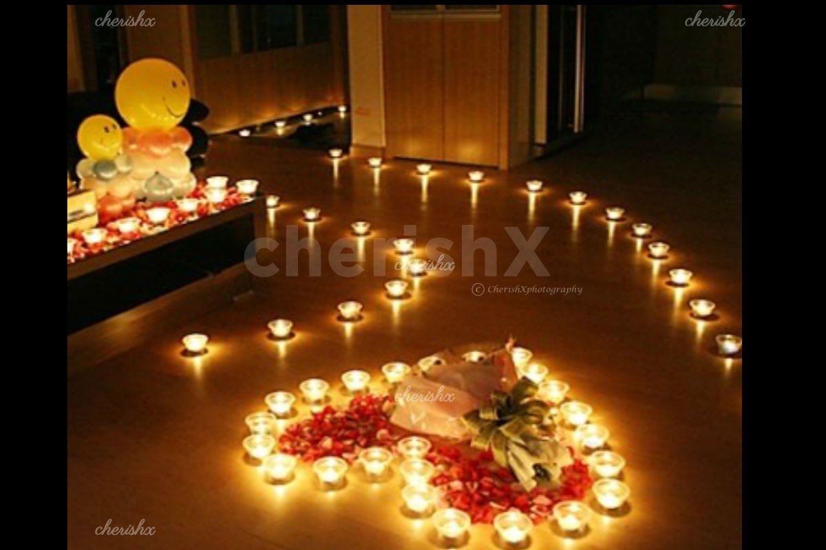 Hotel Room Proposal Decor With Candles & Flowers in Delhi NCR ...