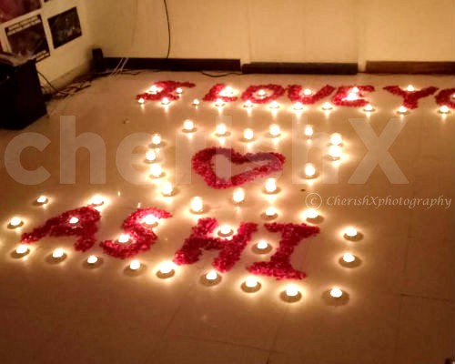 Message with 50 Tea Light Candles and 1/2 kg Flower Petals