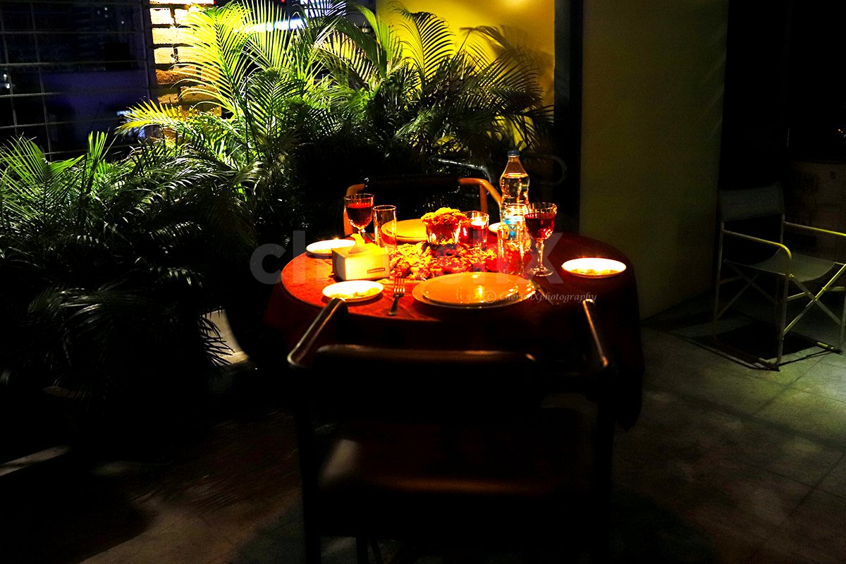 The dinner table is decorated with flowers for you and your partner to have a great time.