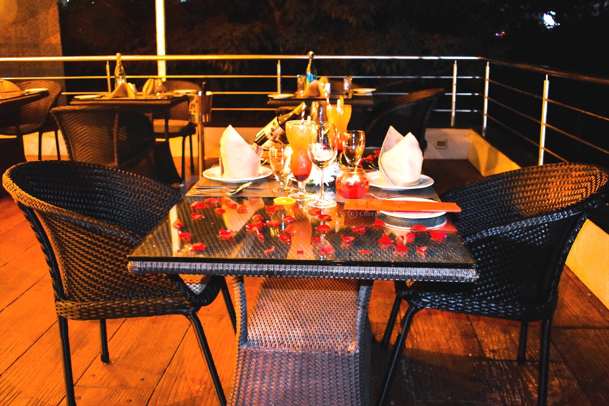 Openair Candlelight Dinner Date in Pune