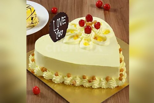 heart shape pineapple cake - 24 Hours Cake Delivery