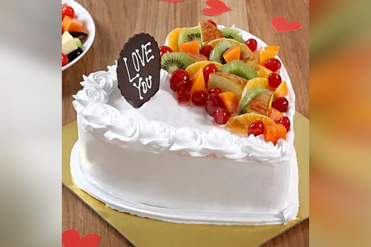 Order Heart Shape Vanilla Fruit Cake Online Free Shipping in Delhi ...