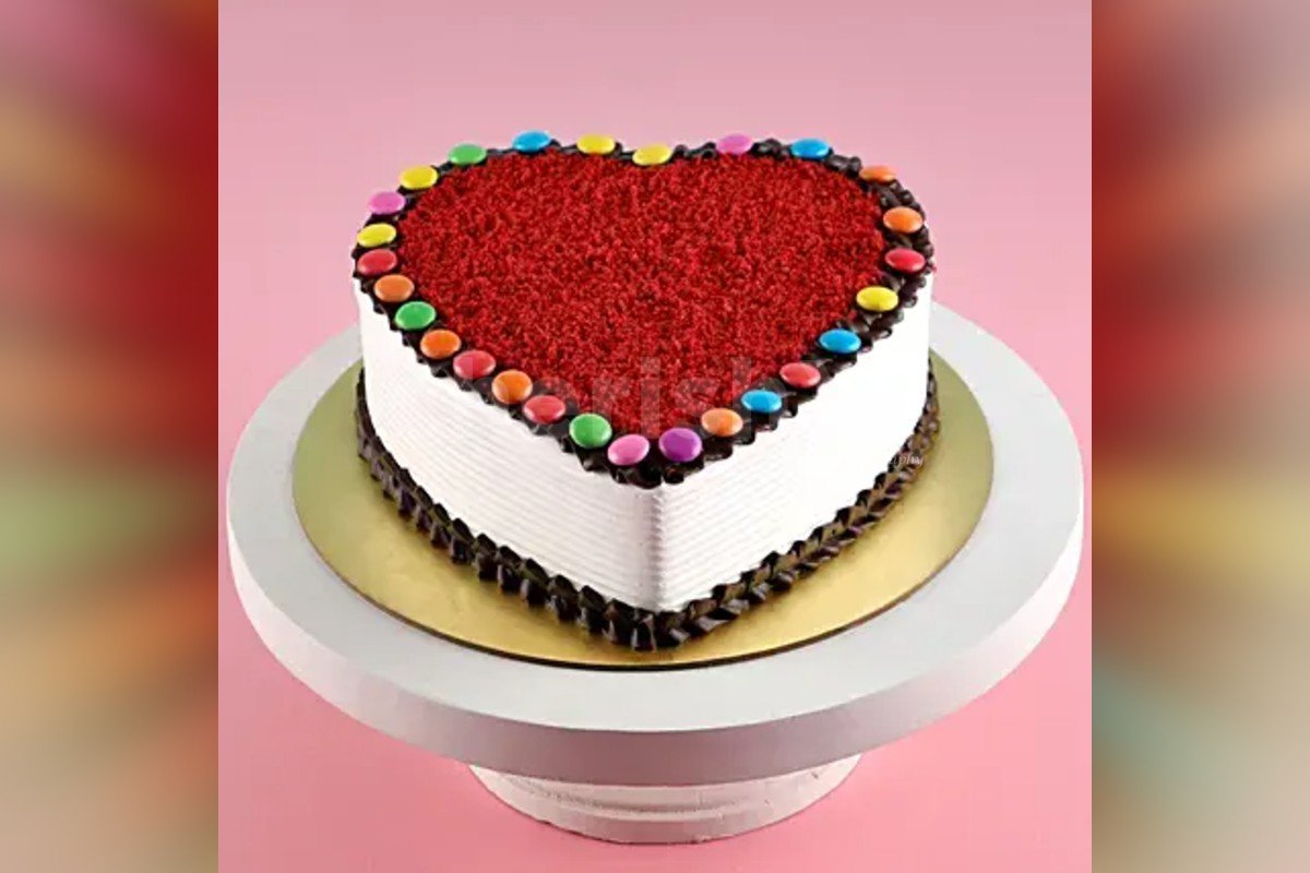 500 gms Red Velvet Gems cake delivery at home