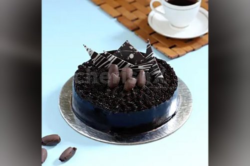 Brownie chocolate cake by cherishx