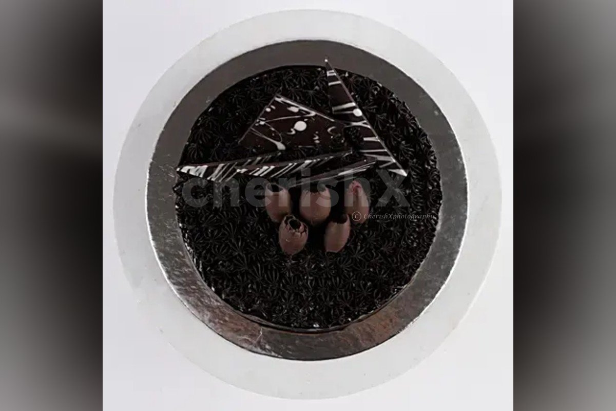 Order heart shape Brownie Chocolate Cream cake online Free Shipping in