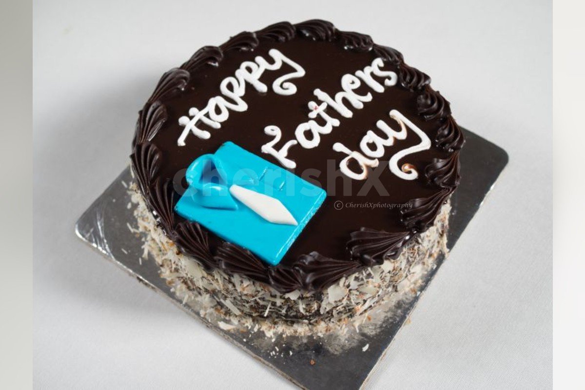 MrCake  Home Made Cake  Ferrero Rocher Chocolate Cake For Order  httpswame919744313220 Home Delivery  Kochi Kottayam Online Cake  Party Cake Birthday Cake  Facebook