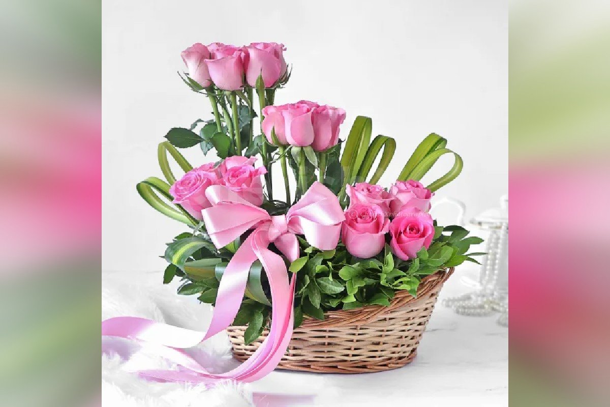 Buy Pink Roses arrangement Online and get it delivered for free Hyderabad