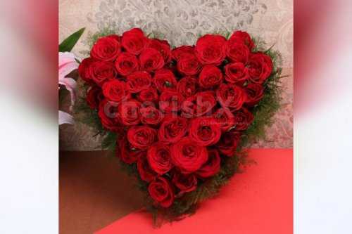 40 Red Roses Heart Arrangement