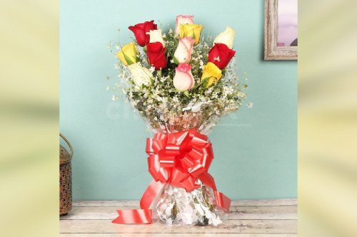 12 fresh & fragrant mixed color roses