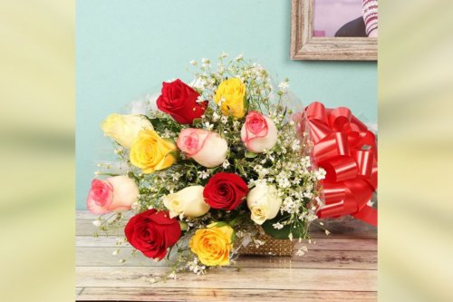 12 fresh & fragrant mixed color roses online delivery