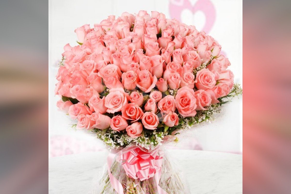 Buy 100 Pink Roses grand bouquet