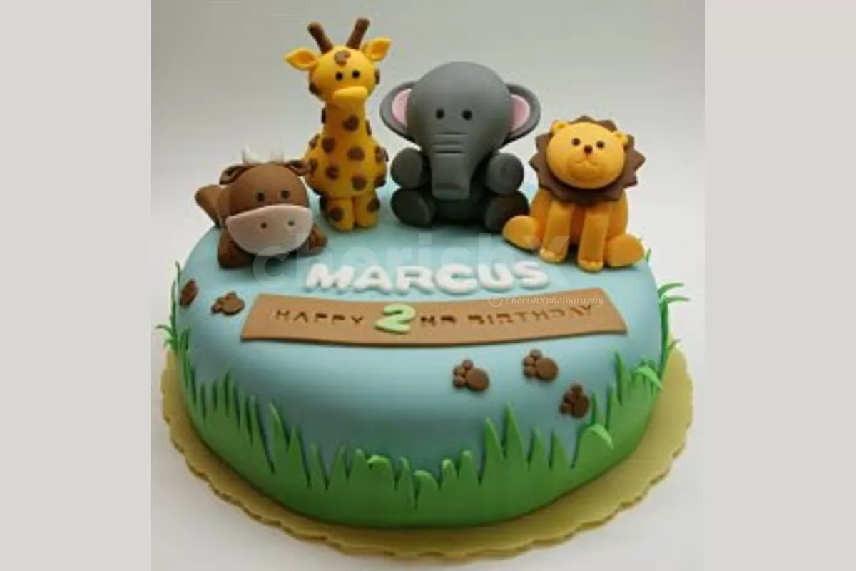 Jungle theme cake 24