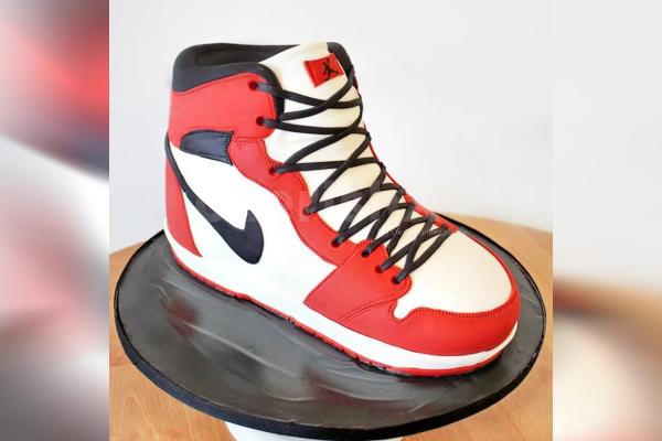 Sports Shoe Fondant Cake