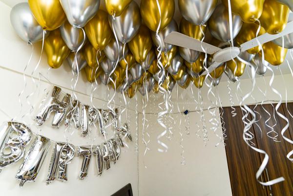 Golden and silver chrome balloon decoration by Cherishx in delhi ncr