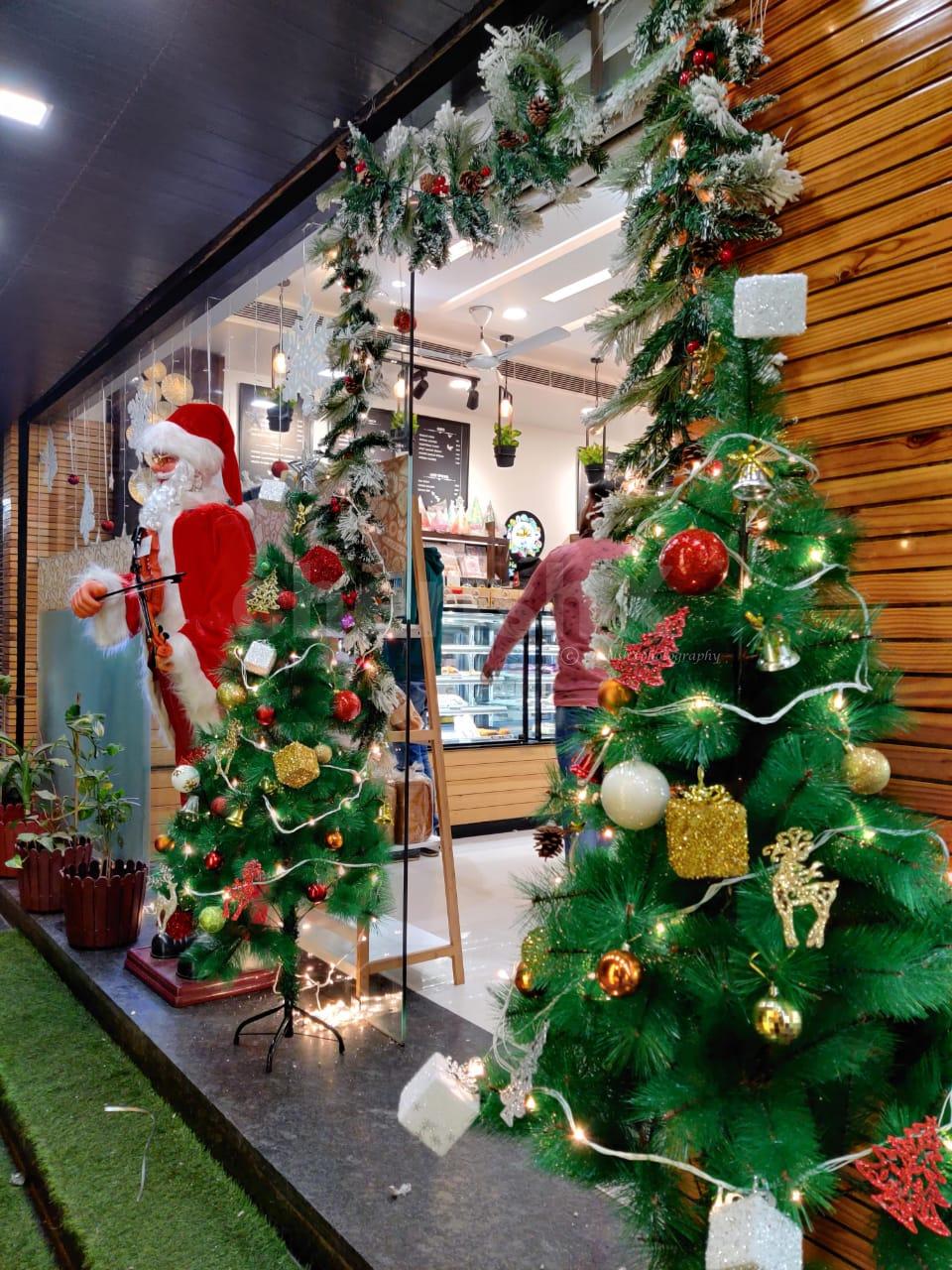 Christmas Tree and decoration office setup in Delhi Gurgaon Noida NCR 