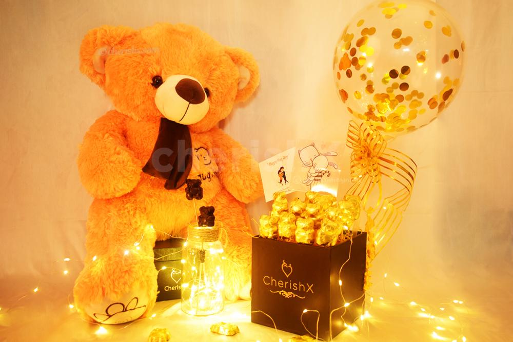 Shower your love this Teddy Day by gifting CherishX's Teddy With Balloon Bucket !!