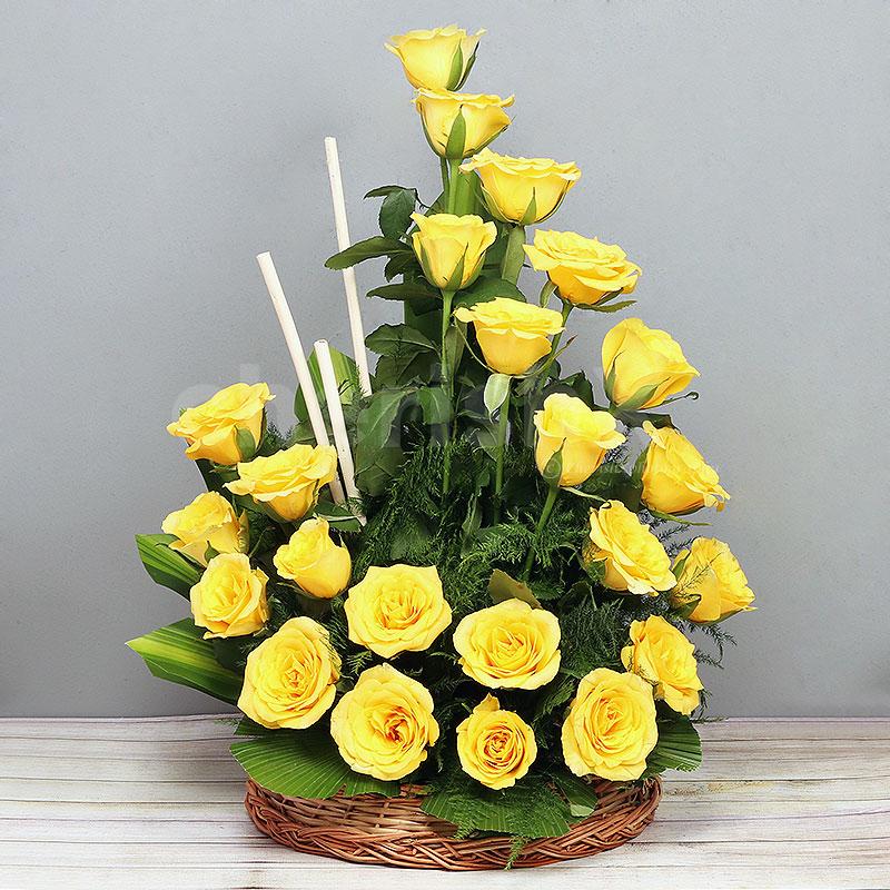 25 Yellow Roses in a Basket