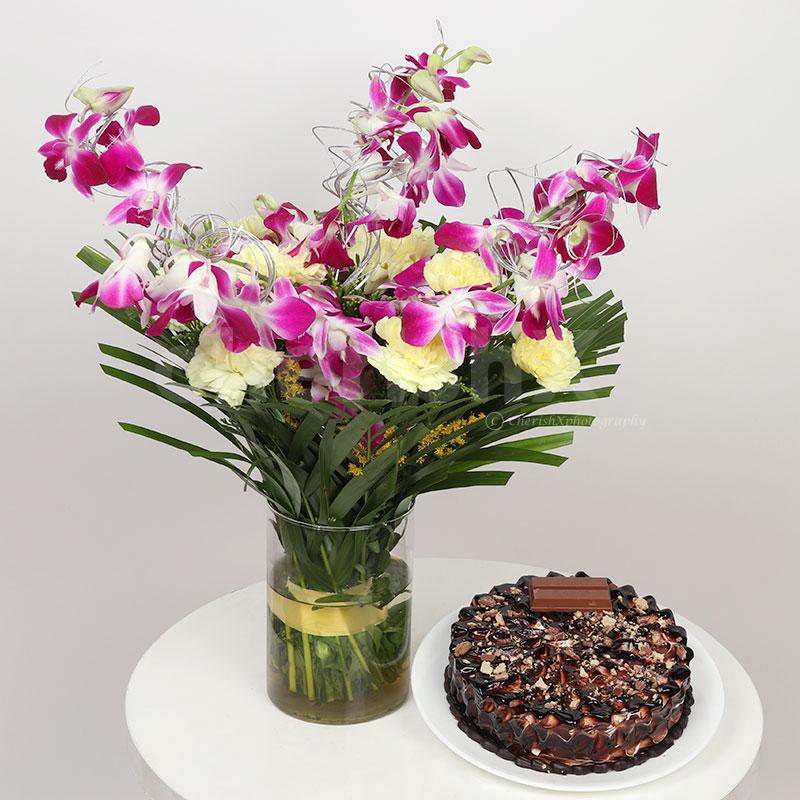 Online Cake and Flowers Delivery in Indore | Send Flowers N Cakes |  FlowerAura