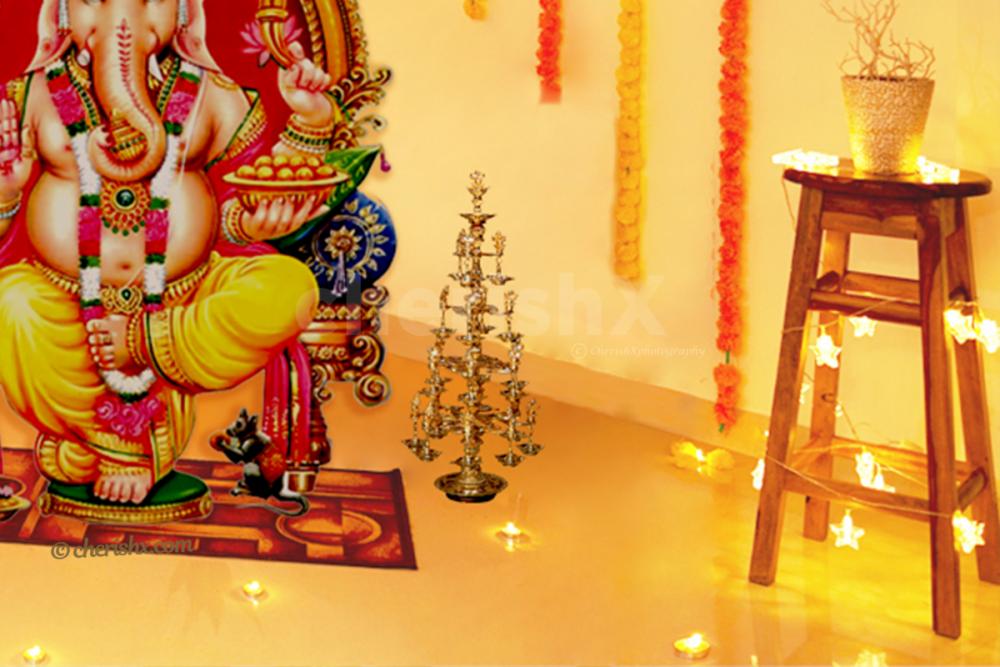 Light Decoration in Ganesh Chaturthi Lantern Themed Decor!
