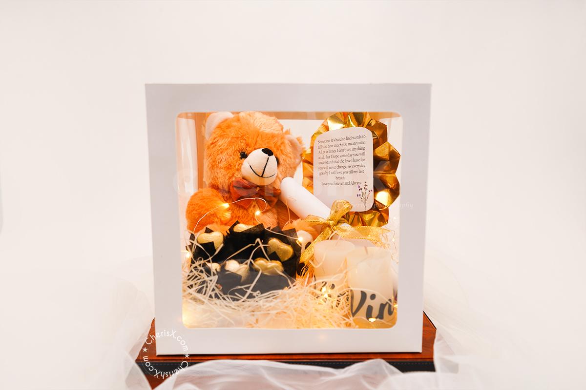 Gift your special one this adorable transparent box filled with exciting things!