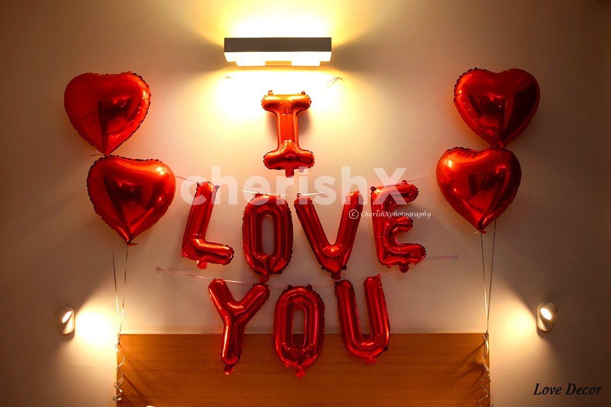 Balloon Decoration in Hotel Room in Kanpur