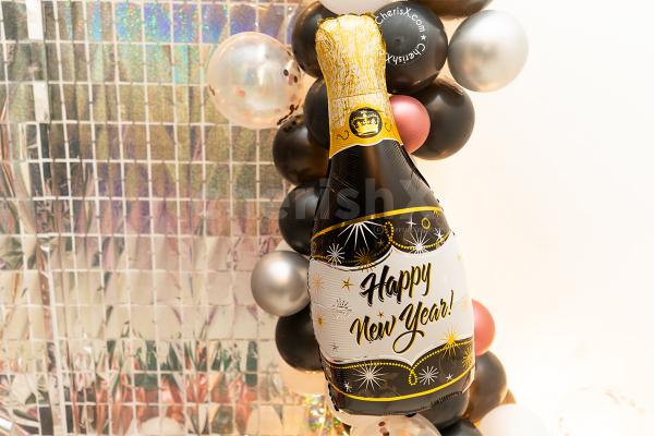 A Breathtaking New Year Decor for your 2022 Party.