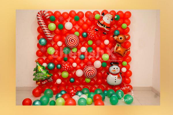 Get CherishX's Christmas Themed Balloon Backdrop and have an awesome Christmas Party!