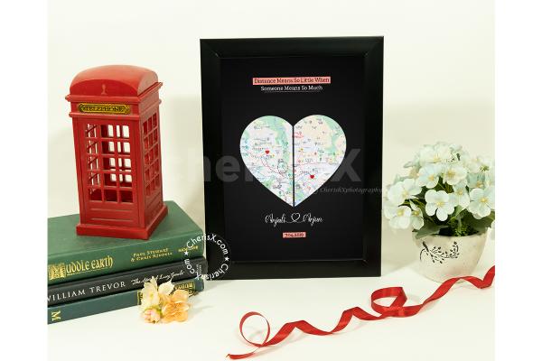 Surprise him or her with a wonderful Valentine's Distance Love Frame!