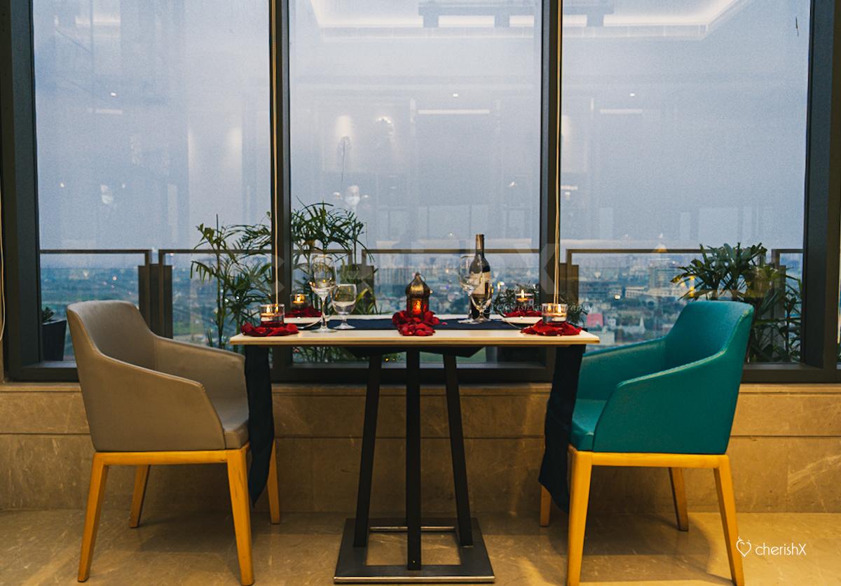 Experience the Romantic Candle Light Dinner at the Best Restaurant in