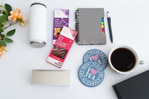 Gift this Corporate Gift Hamper to your top clients, new joinees and more!