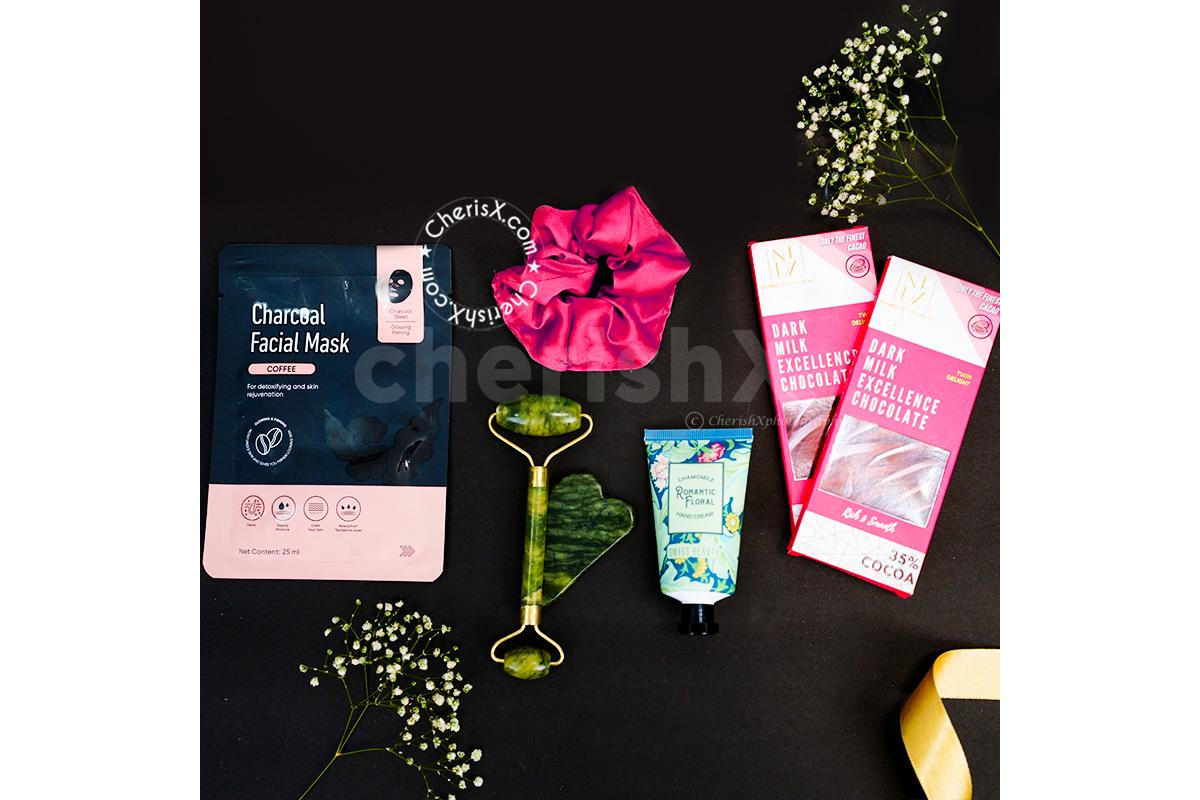 A Hamper full of Pampering Gifts for Your Close one's Birthday, Mother