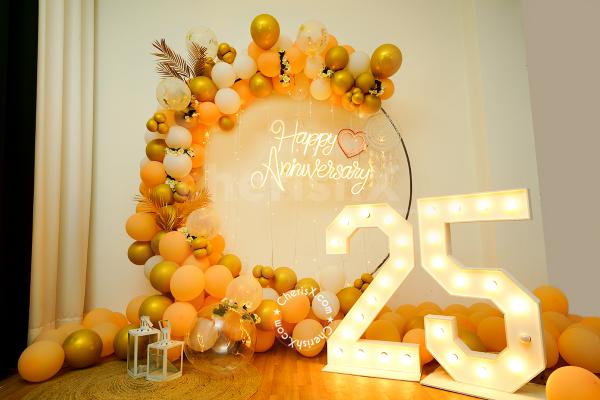 Anniversary Decoration Kits Available Across India| Anniversary Decoration  at Home for 1st, 25th, 50th anniversary and more. – FrillX