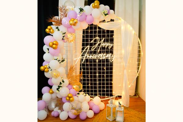 An Elegant Pastel Purple and White Mesh Decor for your celebrations.