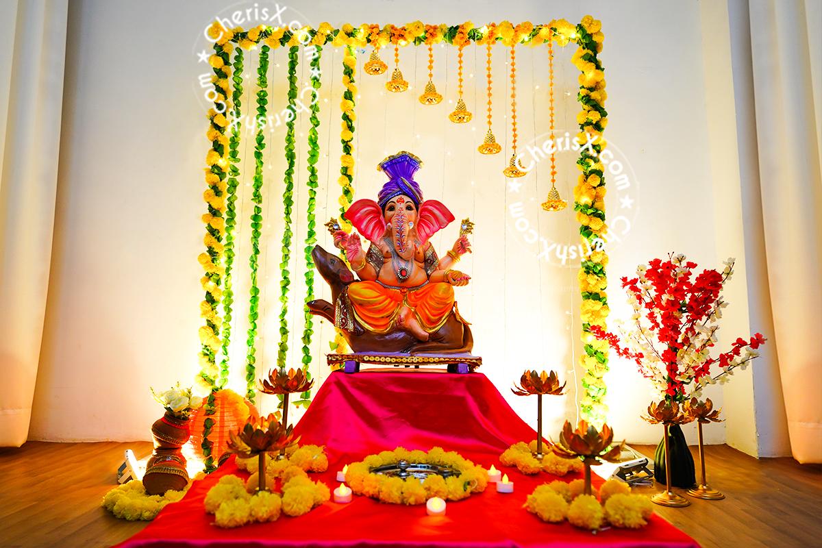Ganesh Chaturthi Pandal Decoration in yellow and Green Colour ...