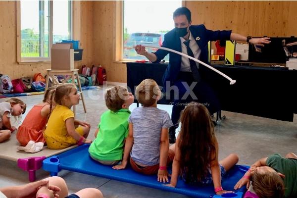 A Memorable Magic Show for your Kid's Birthday Party by CherishX.