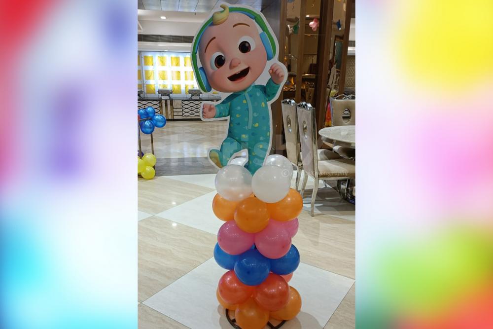 Surprise the children with elegant boxes filled with balloons for them