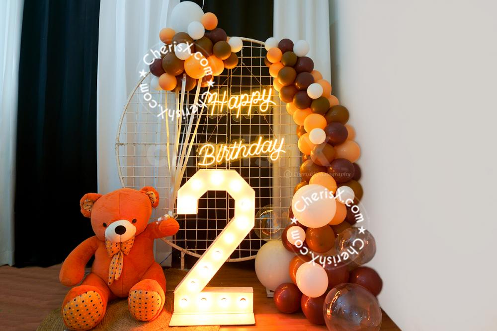 The best birthdays are those with unique themes.