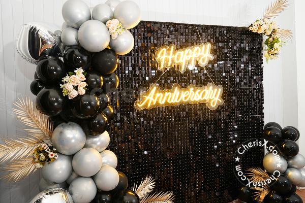 Every classy celebration deserves some silver 4d balloons to complete the look!