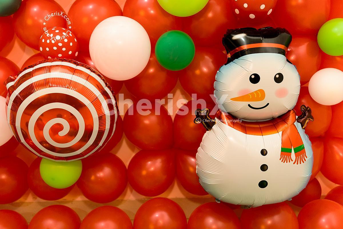 Make your Christmas Party Exciting with CherishX's Christmas Themed Balloon Backdrop.