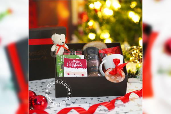 The cosy coffee hamper is the best Xmas gift you can ever think of