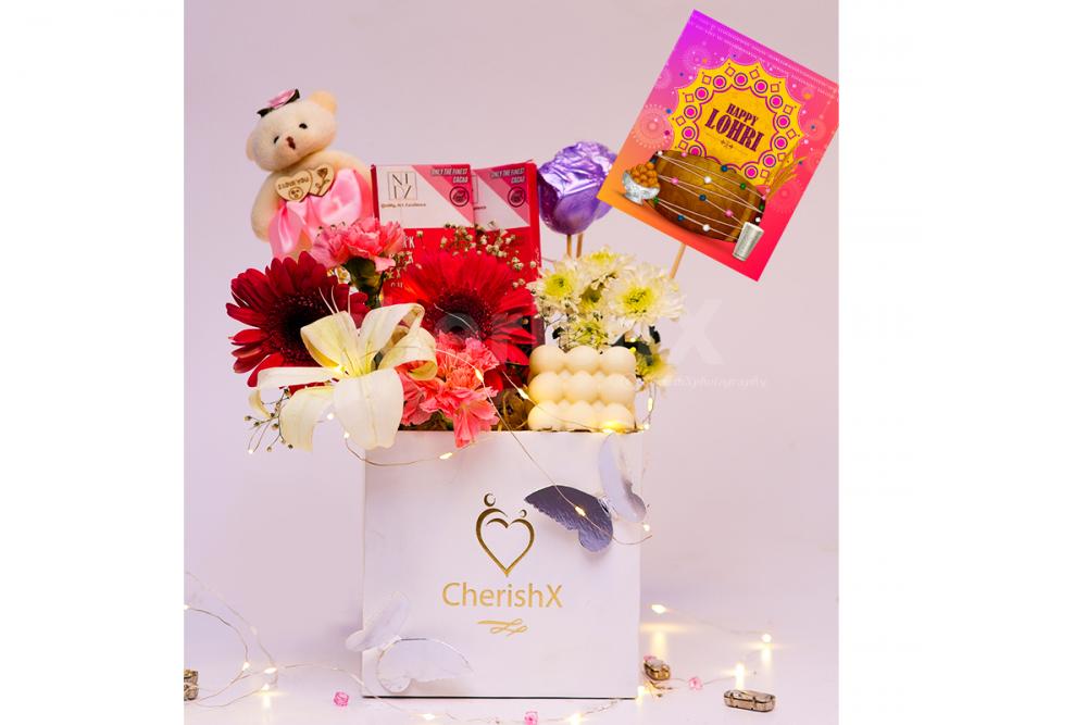 Speak your heart out in the special wish card attached to this flower bucket