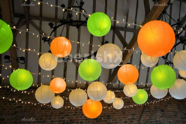 Tricolor Lantern Decor
