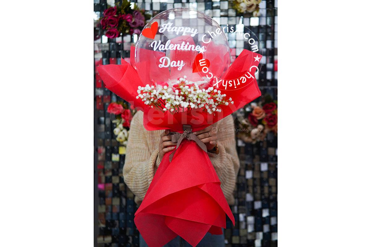 Choosing the right flowers and balloons can create a unique and