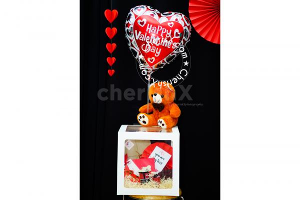 A Cute Teddy Hug Surprise Box is just what you need to surprise your loved one.