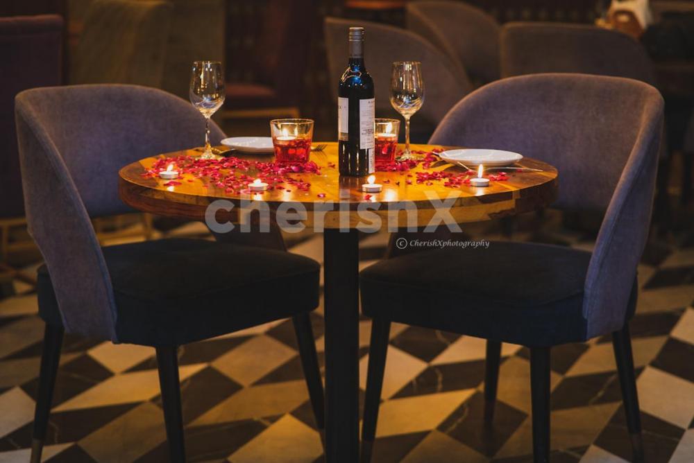 Candle Lit Dining in Noida